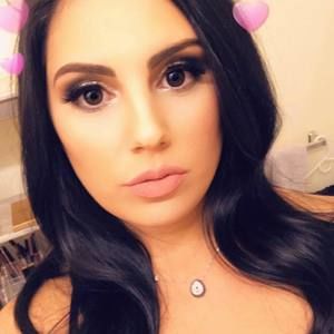 Meet your Posher, Stacy